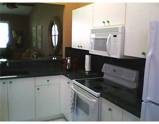 15221 Ixora Road Delray Beach, FL 33484 - Photo 3 of 10 20130402141102821920000000-o