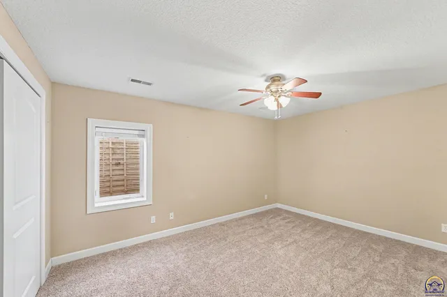 $299,999 | 1020 Southwest Red Oaks Place, Topeka, KS 66615