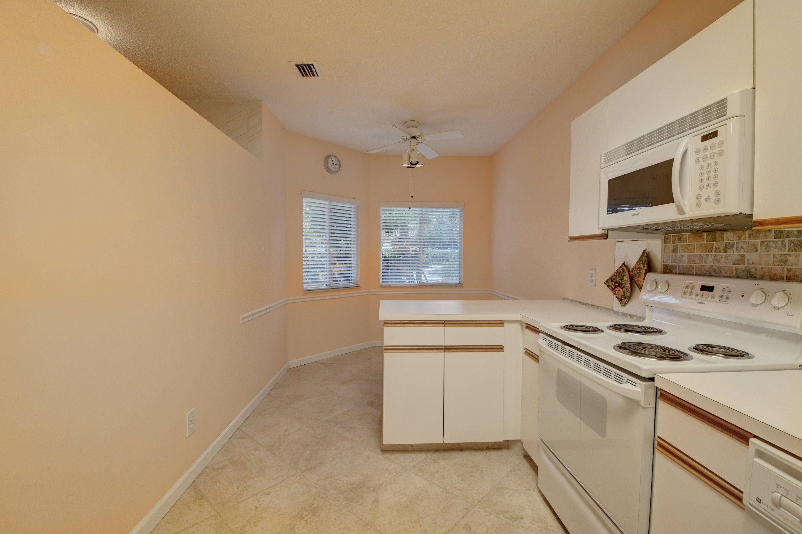 6773 Via Regina Boca Raton, FL 33433 - Photo 44 of 62 44_dsc_10001 (590)_1)_2)_3)_4)