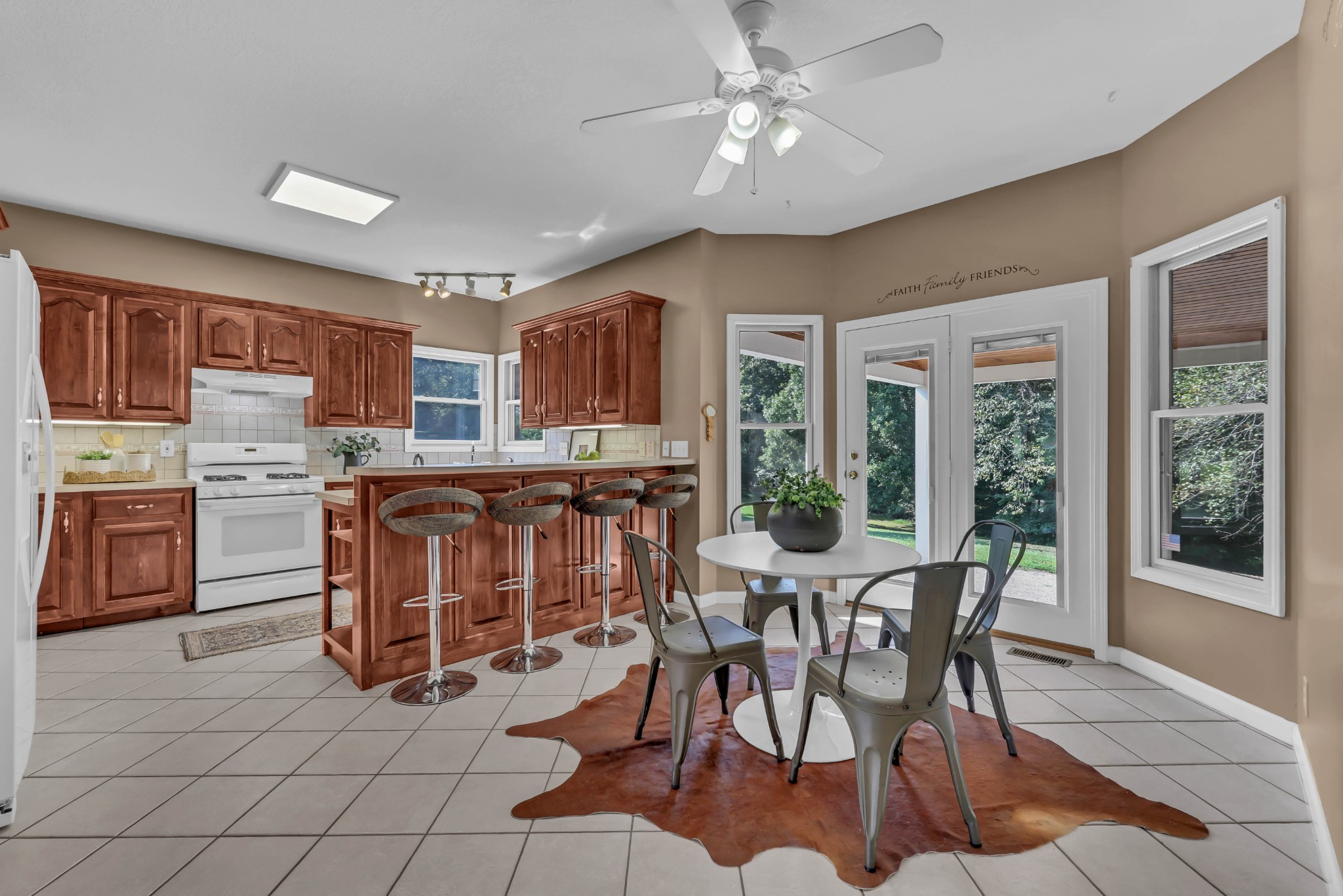 2753 Jarrell Ridge Road Clarksville, TN 37043 - Photo 14 of 63 Gallery Image 14