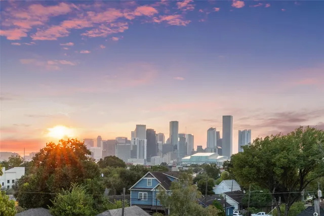 a picture of a wall with white wall picture