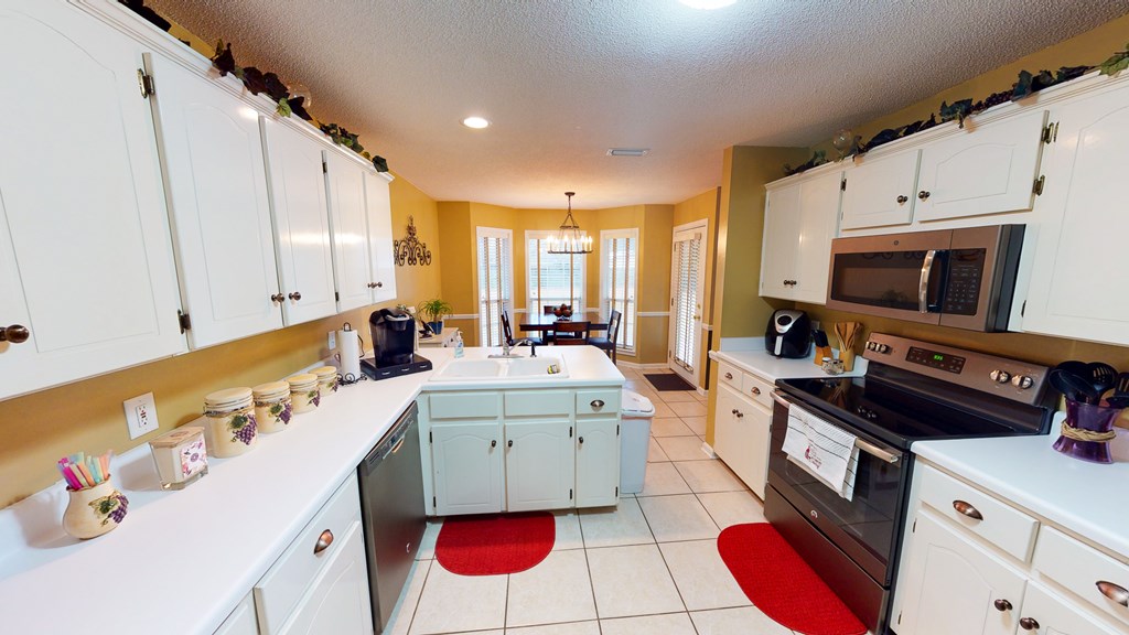 302 West Roxbury Road Dothan, AL 36305 - Photo 14 of 31