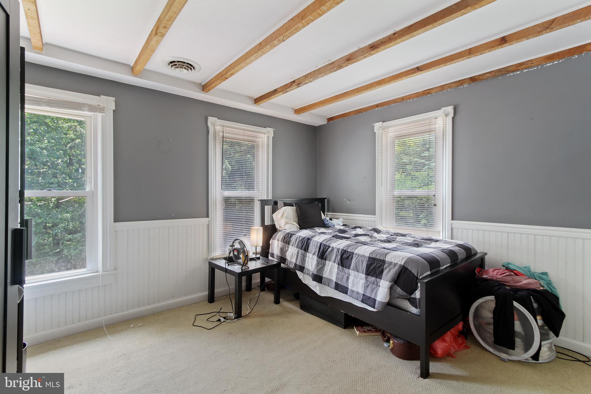 1057 Hoffman Road York, PA 17406 - Photo 22 of 29