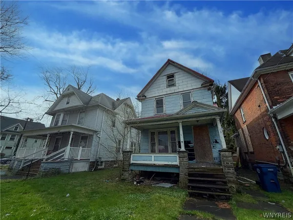 $49,999 | 1879 Pierce Avenue, Niagara Falls, NY 14301