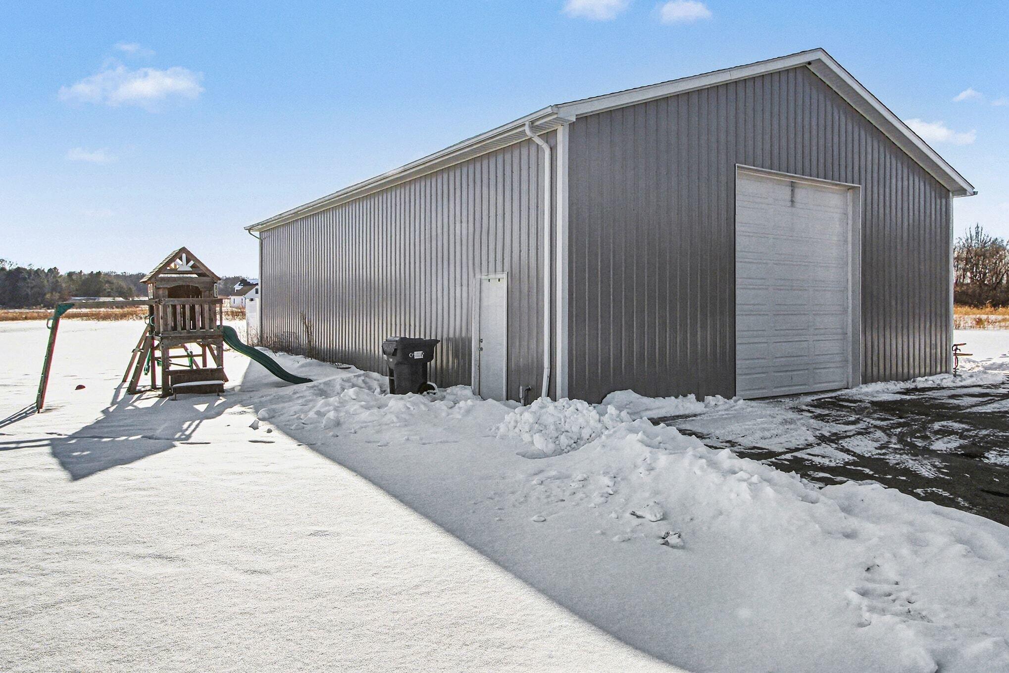 12385 Island Lake Road Dexter, MI 48130 - Photo 35 of 53 039_file_7585