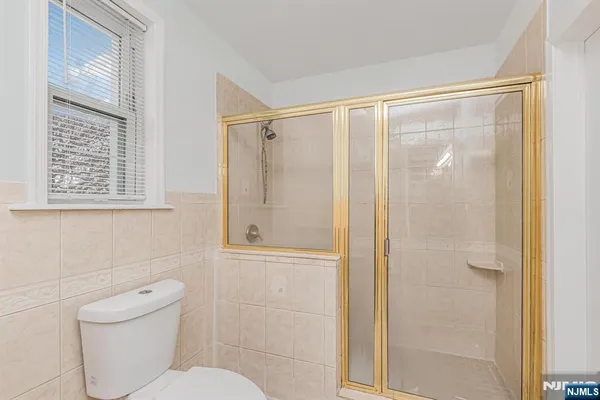 $3,450 | 57 Clinton Place, East Rutherford, NJ 07073