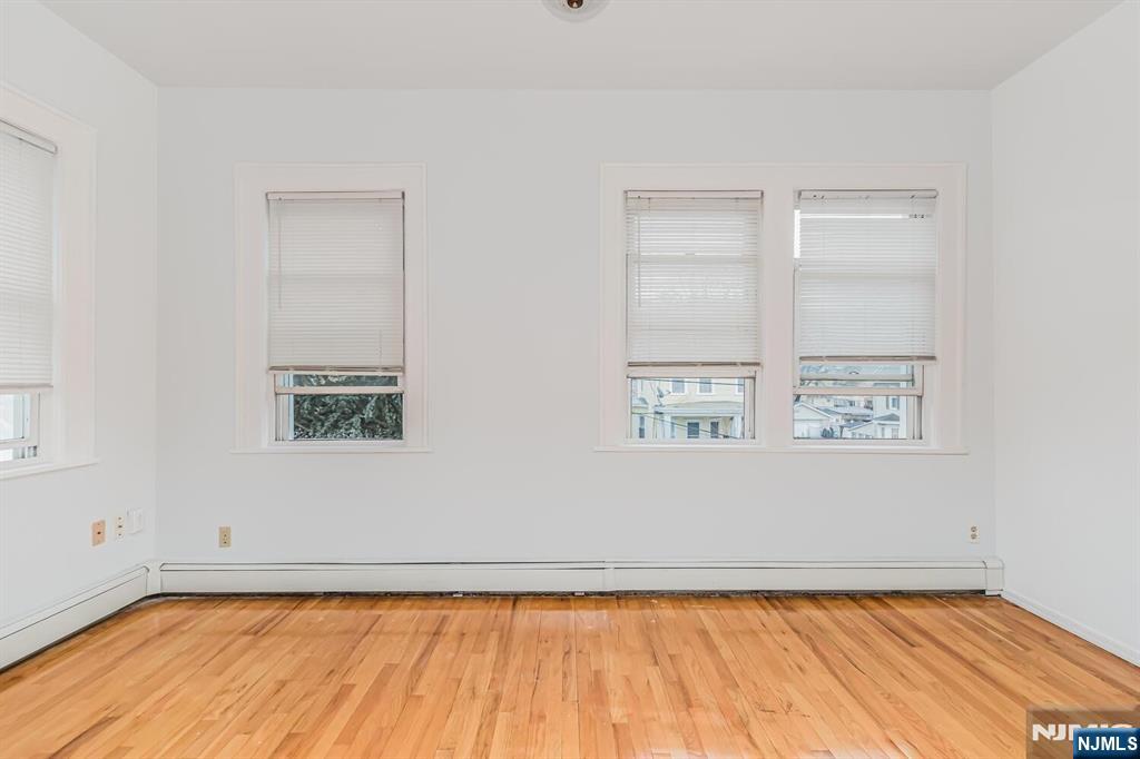 57 Clinton Place East Rutherford, NJ 07073 - Photo 10 of 15