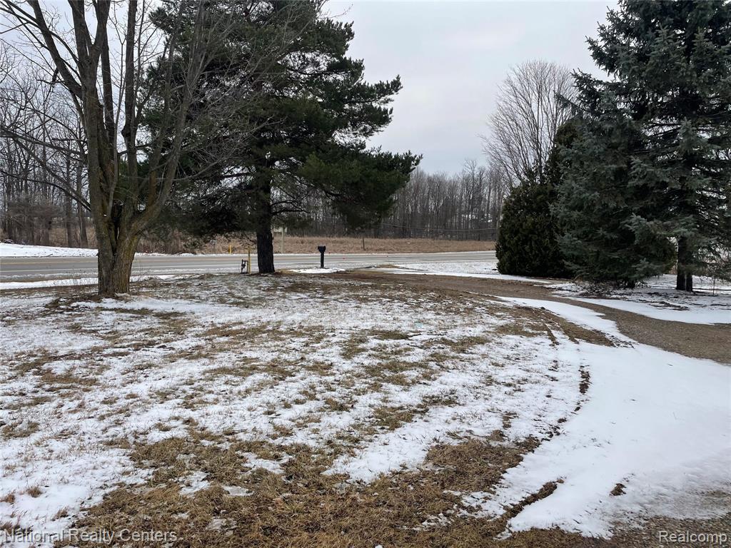2380 South Van Dyke Road Marlette, MI 48453 - Photo 6 of 56