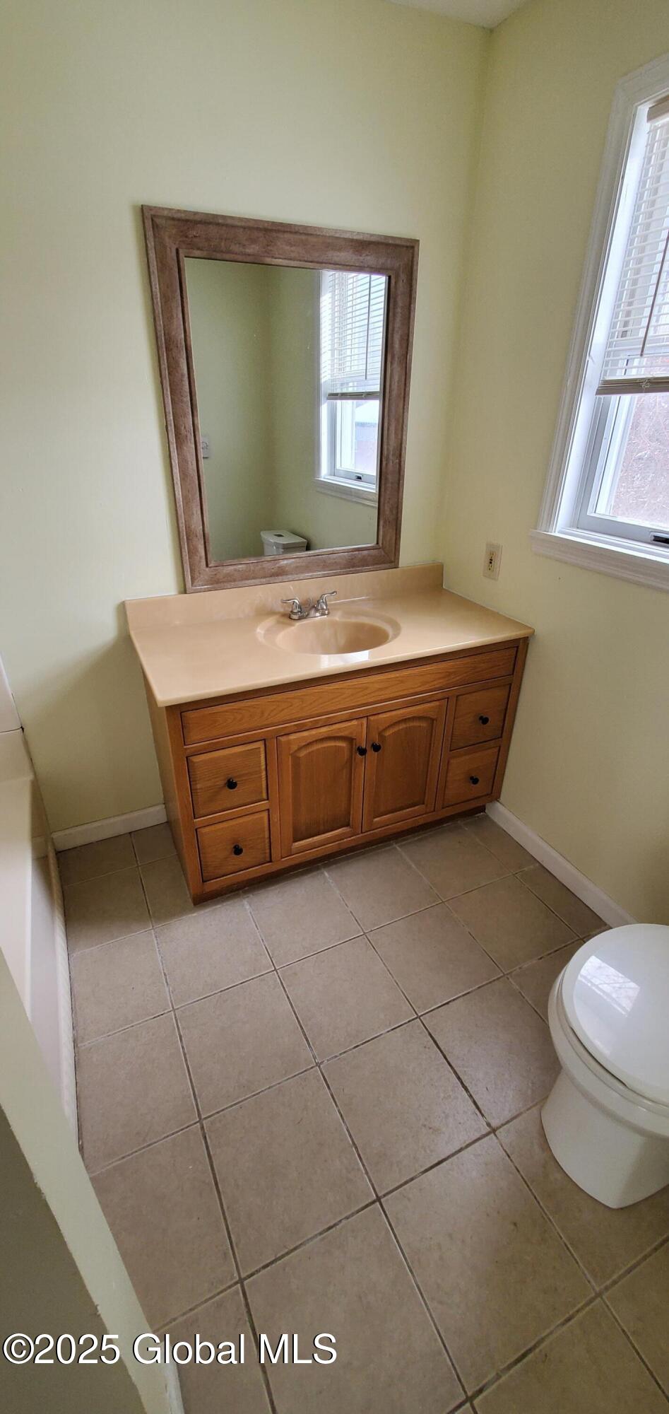 116 Clamsteam Road Halfmoon, NY 12065 - Photo 15 of 48 20250218_151632