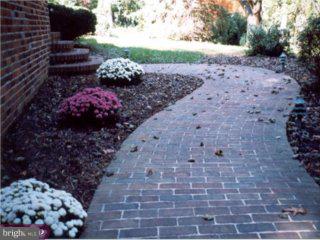 786 Clay Creek Road Avondale, PA 19311 - Photo 5 of 6 Gallery Image 5