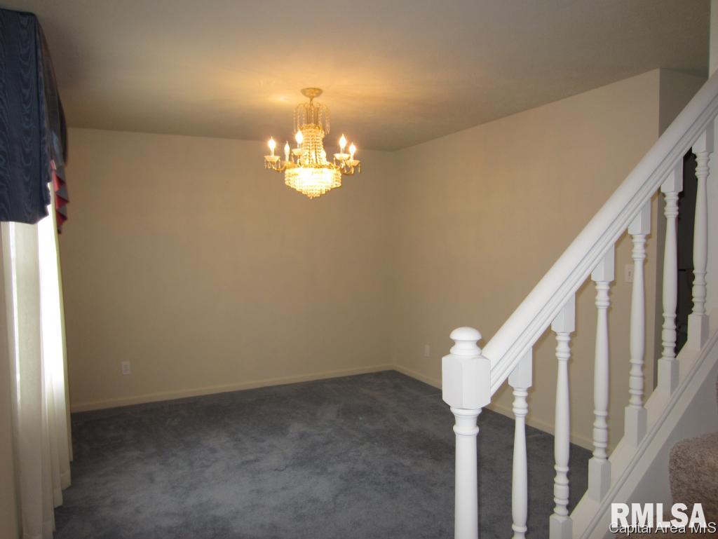 3813 Viking Boulevard Springfield, IL 62712 - Photo 3 of 14 Gallery Image 3
