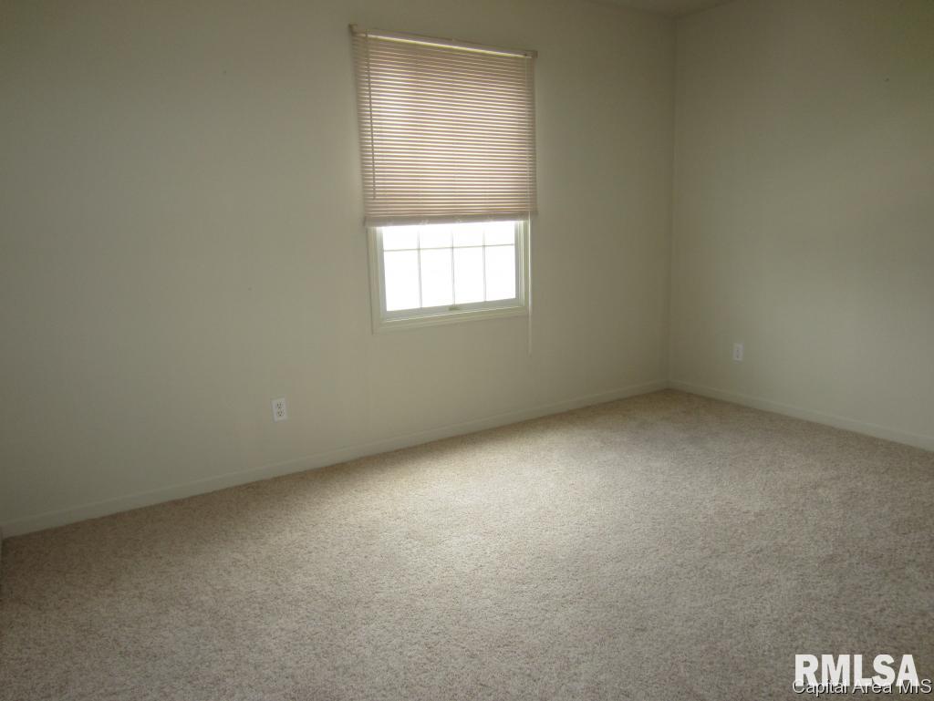 3813 Viking Boulevard Springfield, IL 62712 - Photo 9 of 14 Gallery Image 9