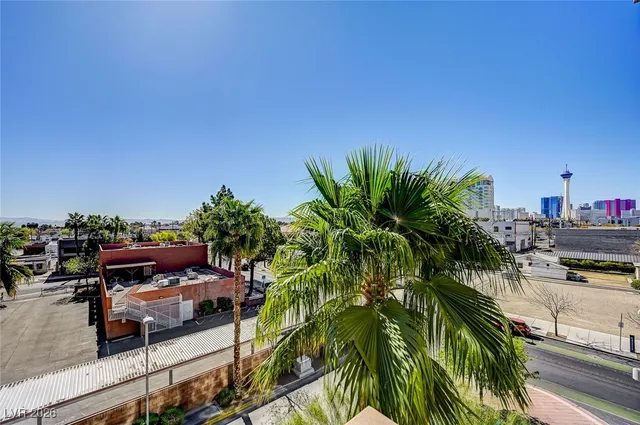 $1,794 | 353 East Bonneville Avenue, Unit 439, Las Vegas, NV 89101