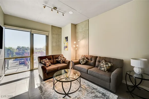 $1,744 | 353 East Bonneville Avenue, Unit 439, Las Vegas, NV 89101