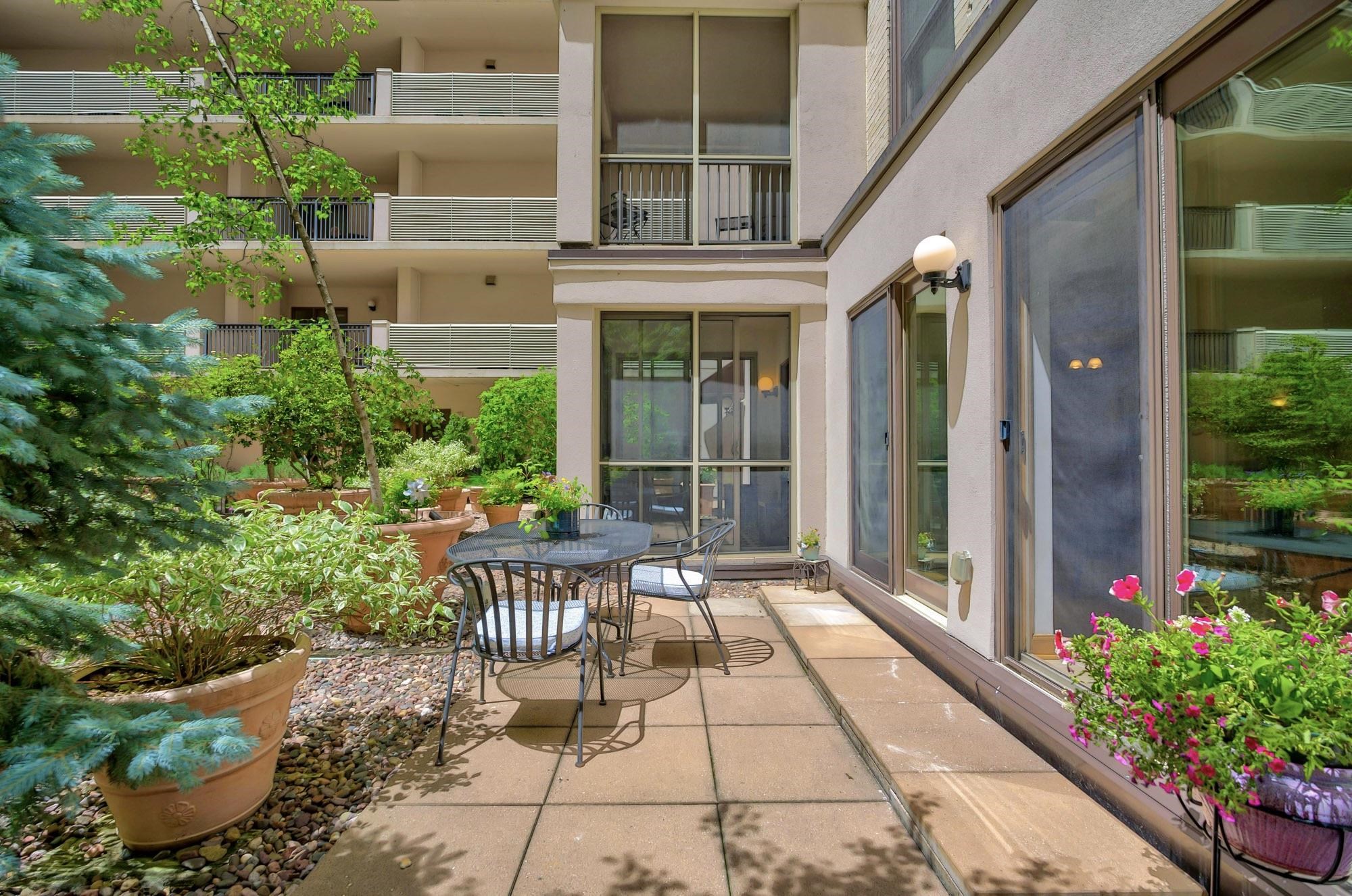 123 West Washington Avenue, Unit 311 Madison, WI 53703 - Photo 13 of 49