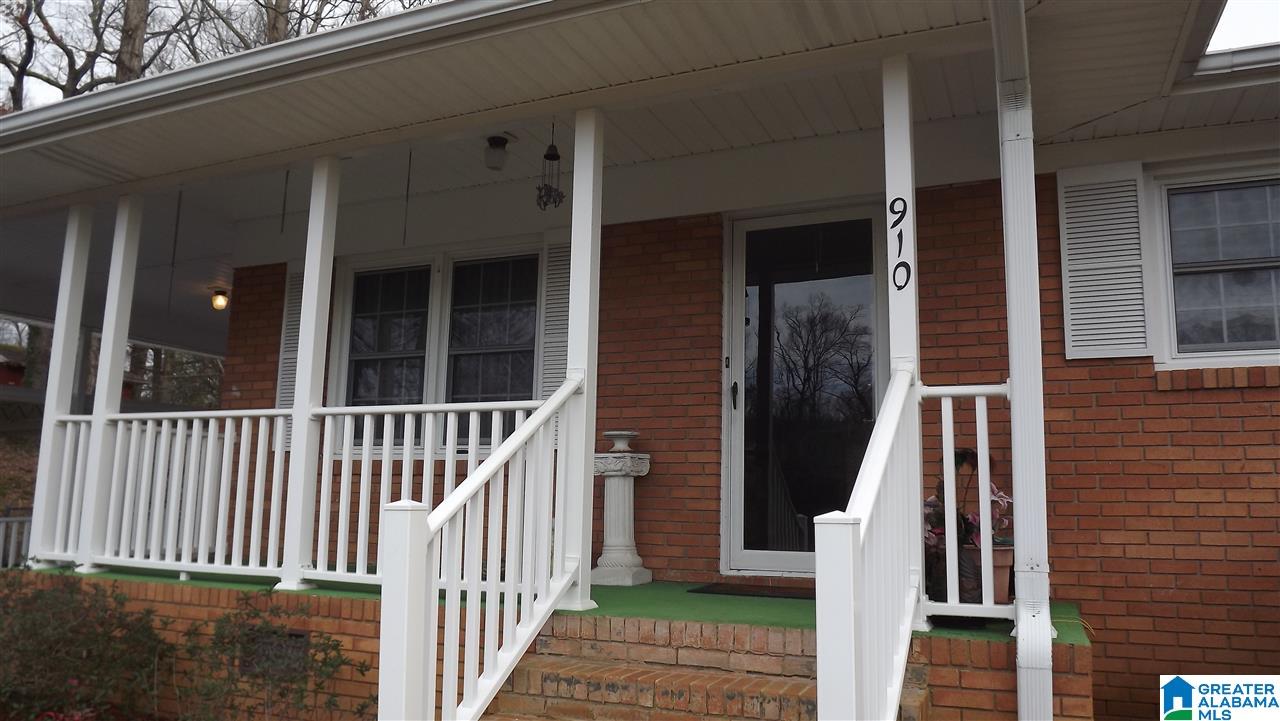 910 Parker Boulevard Weaver, AL 36277 - Photo 4 of 50