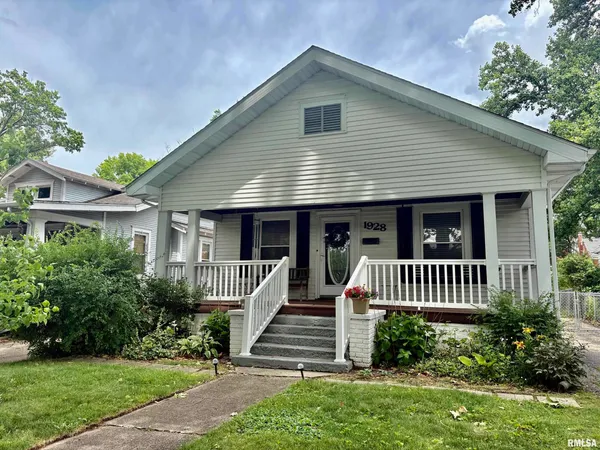 $165,000 | 1928 South State Street, Springfield, IL 62704