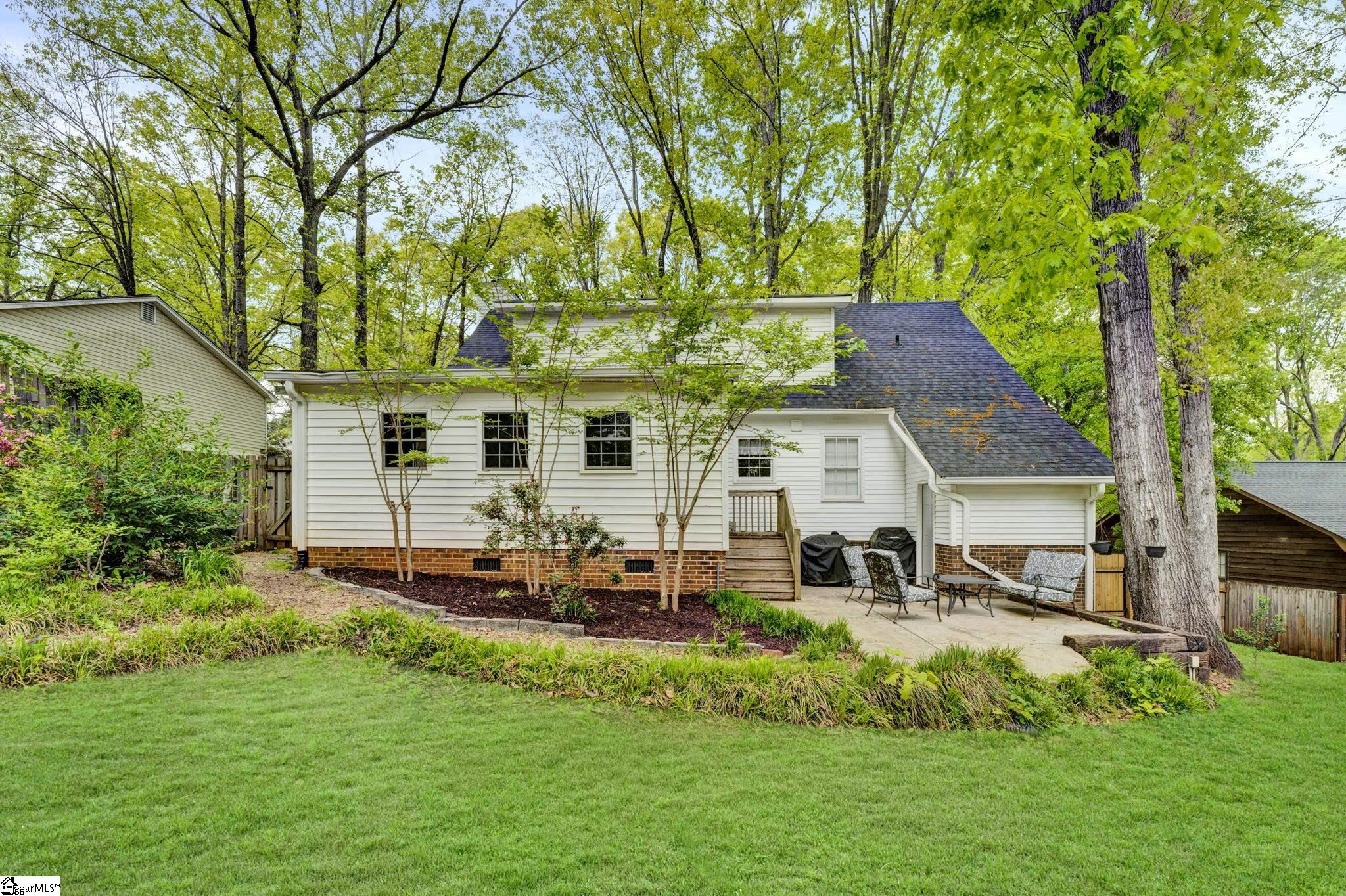 208 Tarleton Way Greer, SC 29650 - Photo 3 of 35 Gallery Image 3