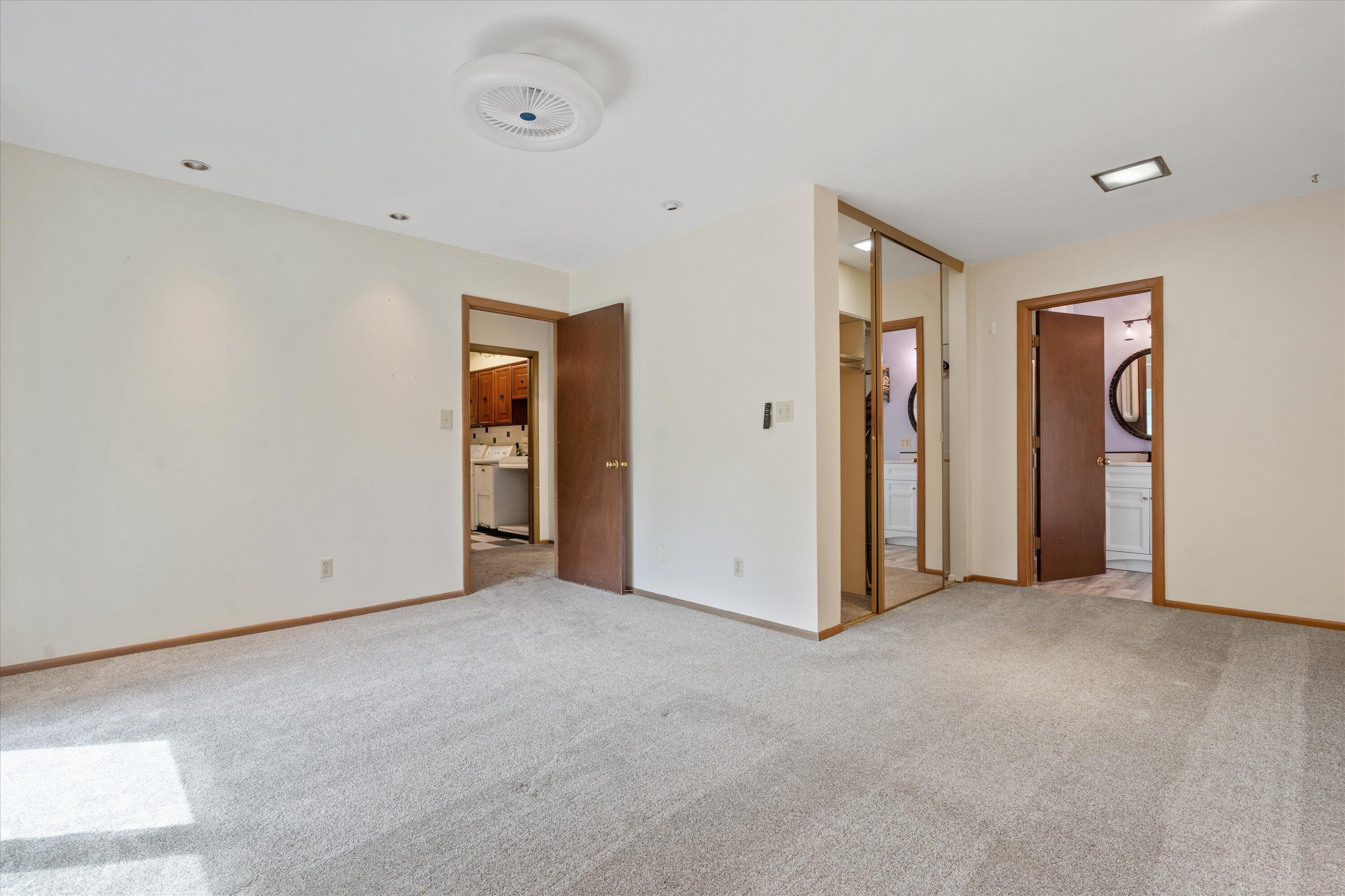 3240 South Hickory Road New Berlin, WI 53151 - Photo 18 of 37 18-DSC02634