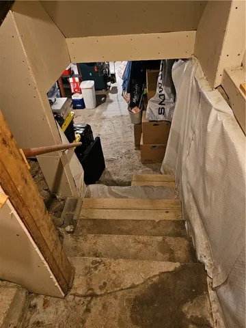 $465,000 | 45 Bates Avenue, Coventry, RI 02816