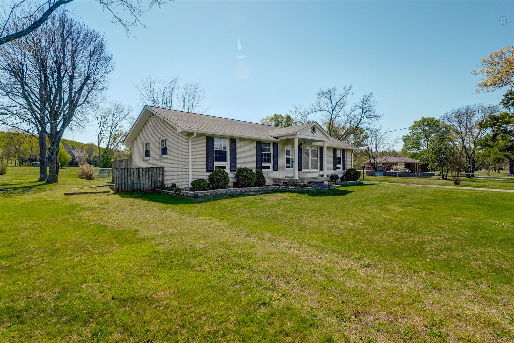 355 Walnut Grove Road Lebanon, TN 37090 - Photo 3 of 28 Gallery Image 3