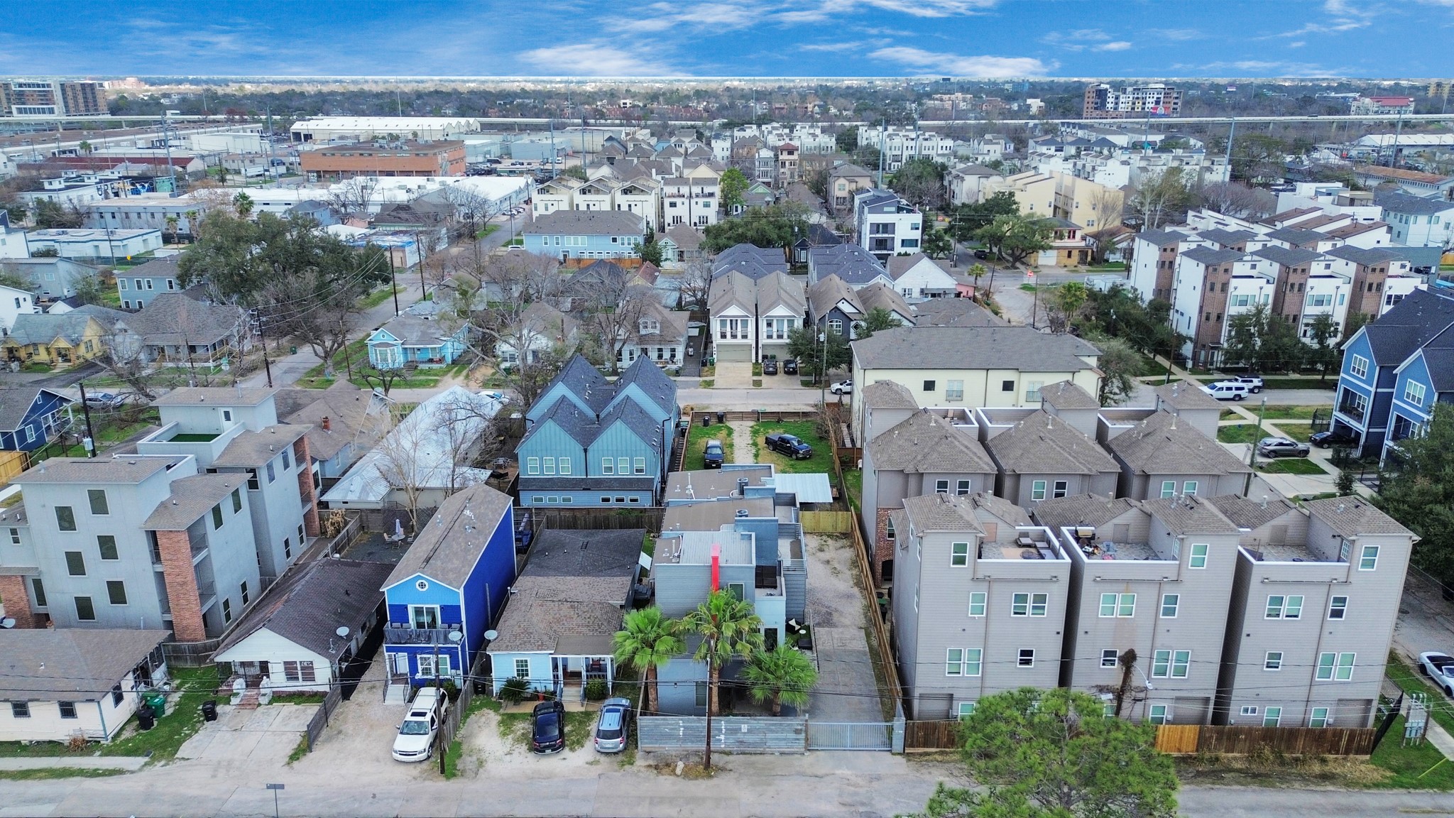 1708 Winter Street, Unit C Houston, TX 77007 - Photo 6 of 36 an aerial view of a city with lots of residential buildings