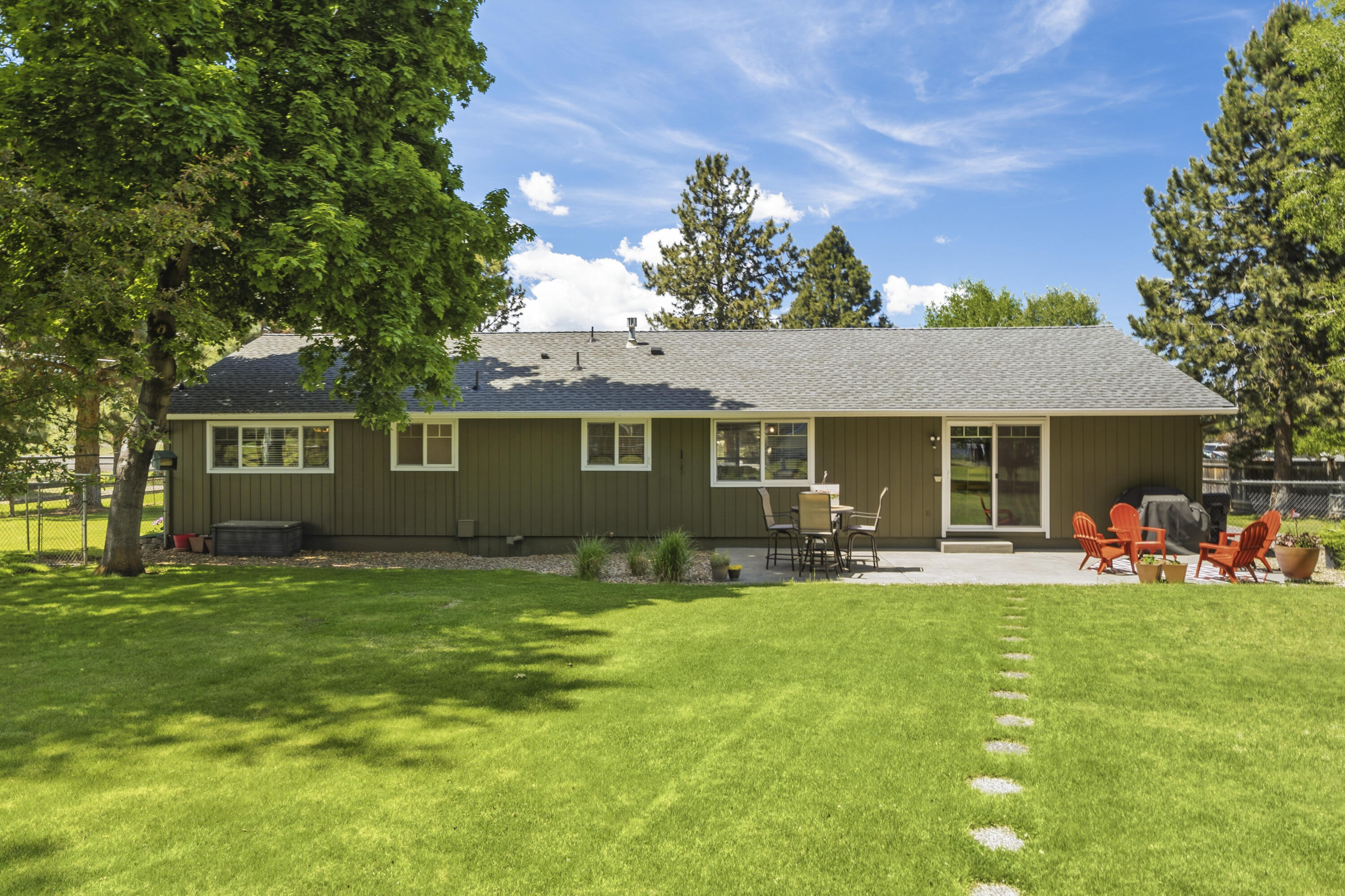 61908 Pettigrew Road Bend, OR 97702 - Photo 46 of 62 15-Exterior