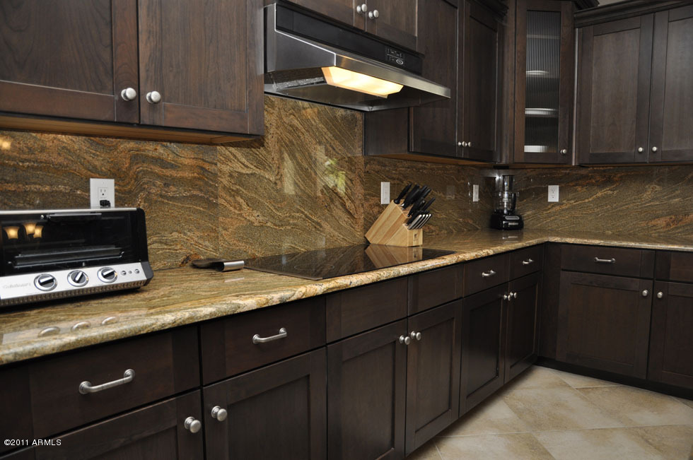 16178 West Granada Road Goodyear, AZ 85395 - Photo 15 of 37 Kitchen