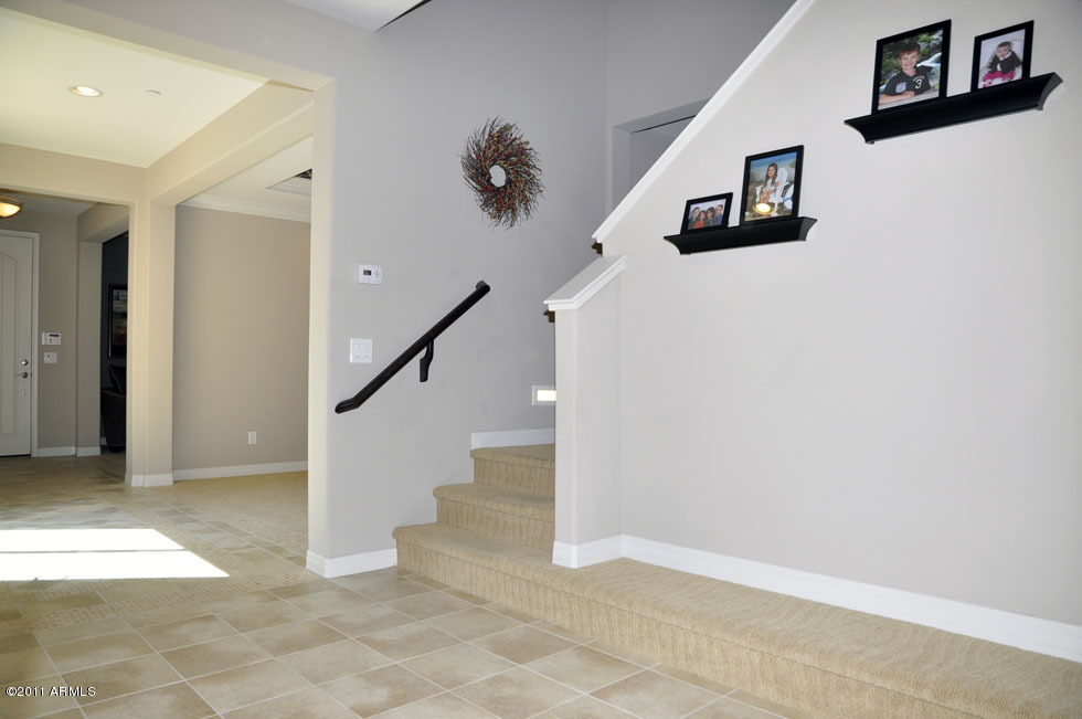 16178 West Granada Road Goodyear, AZ 85395 - Photo 21 of 37 Hallway