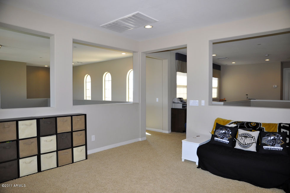 16178 West Granada Road Goodyear, AZ 85395 - Photo 26 of 37 Loft