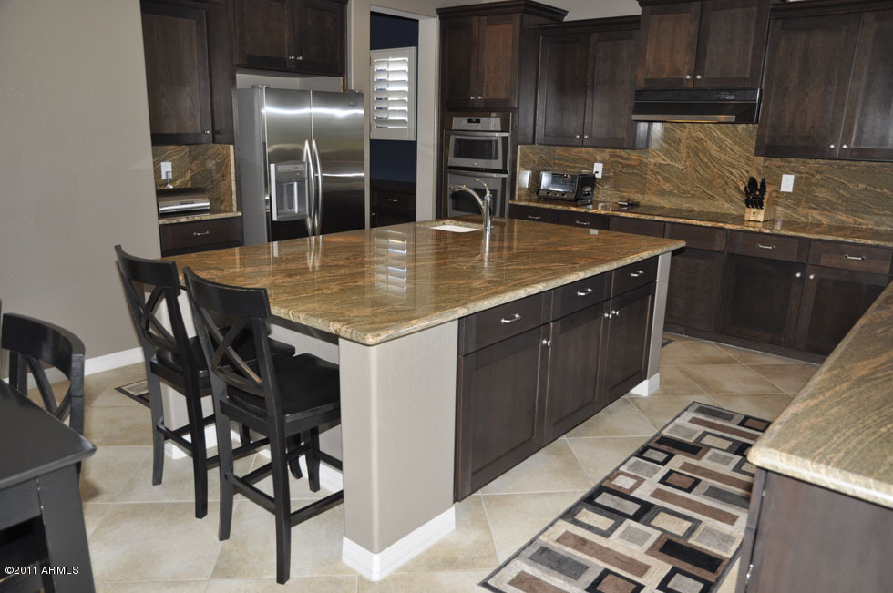 16178 West Granada Road Goodyear, AZ 85395 - Photo 4 of 37 Kitchen