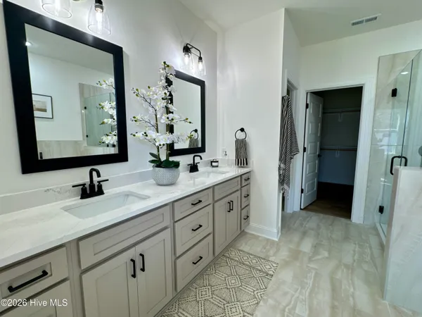 $467,850 | 1748 Dixon Grove Lane, Grimesland, NC 27837