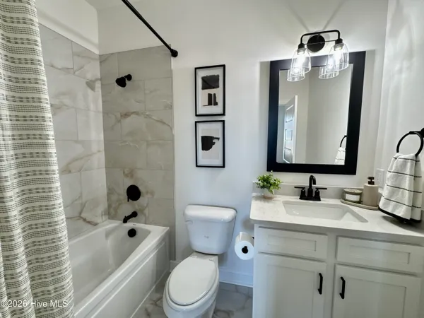 $467,850 | 1748 Dixon Grove Lane, Grimesland, NC 27837