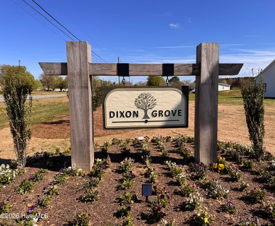 $467,850 | 1748 Dixon Grove Lane, Grimesland, NC 27837