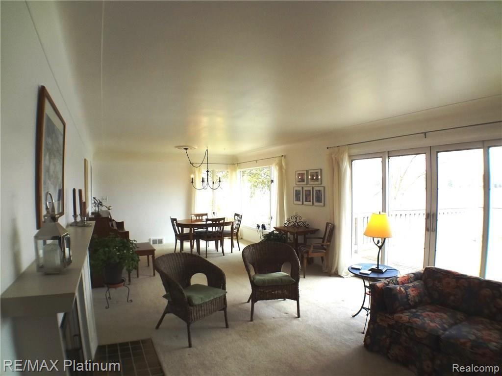 10361 Marshall Road South Lyon, MI 48178 - Photo 14 of 53 DSC00760.JPG