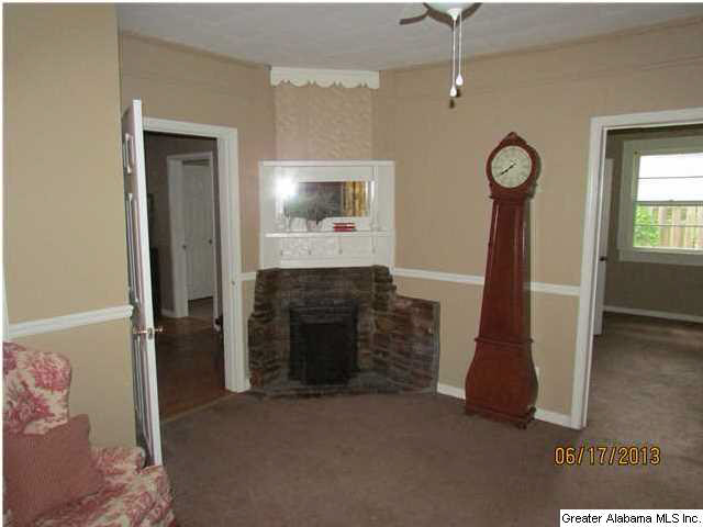 307 Vann Street Southwest Jacksonville, AL 36265 - Photo 6 of 19