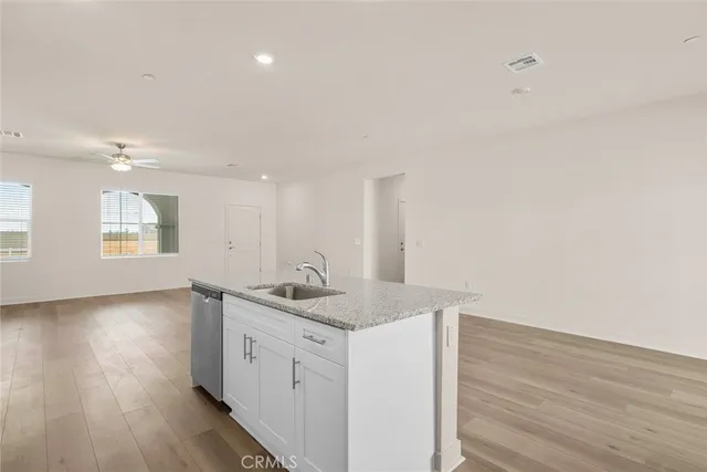 $599,900 | 22832 Saddleback Avenue, Apple Valley, CA 92307