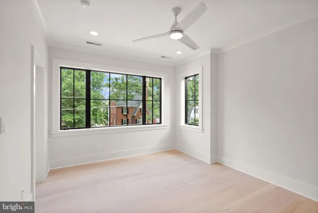 $2,745,000 | 112 North Highland Street, Arlington, VA 22201