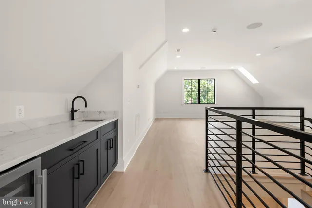 $2,745,000 | 112 North Highland Street, Arlington, VA 22201