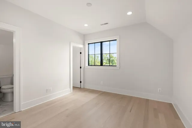 $2,745,000 | 112 North Highland Street, Arlington, VA 22201