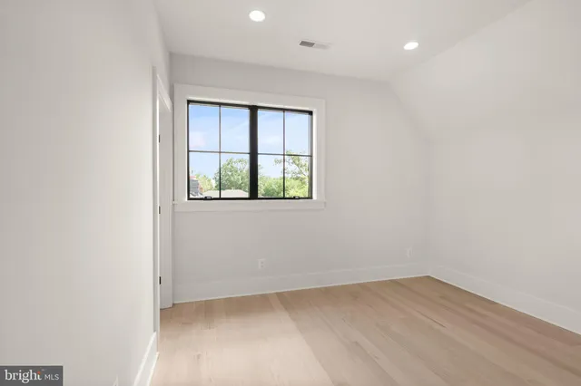 $2,745,000 | 112 North Highland Street, Arlington, VA 22201