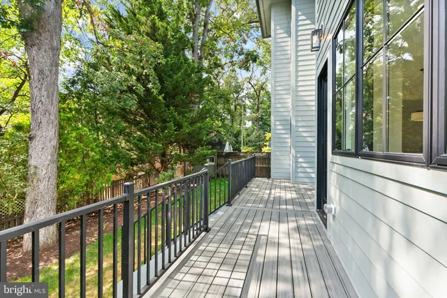 $2,745,000 | 112 North Highland Street, Arlington, VA 22201