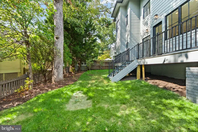 $2,745,000 | 112 North Highland Street, Arlington, VA 22201