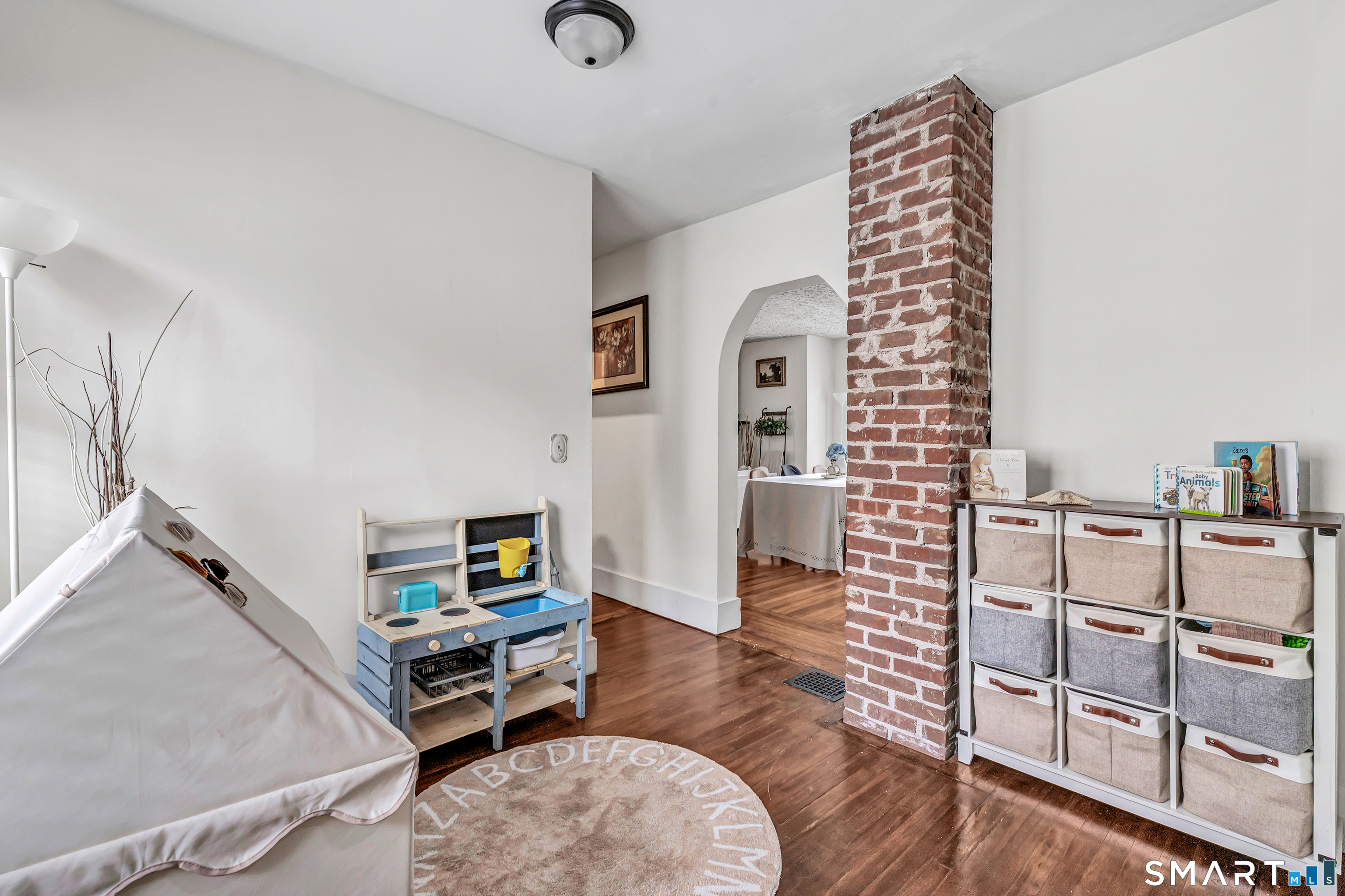 12 Violet Street Hamden, CT 06517 - Photo 14 of 39
