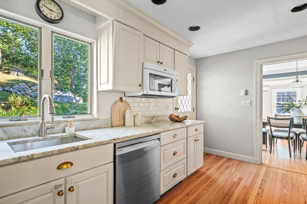 335 Puritan Road Swampscott, MA 01907 - Photo 19 of 42 Gallery Image 19