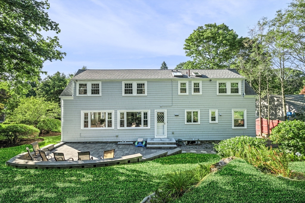 335 Puritan Road Swampscott, MA 01907 - Photo 37 of 42 Gallery Image 37