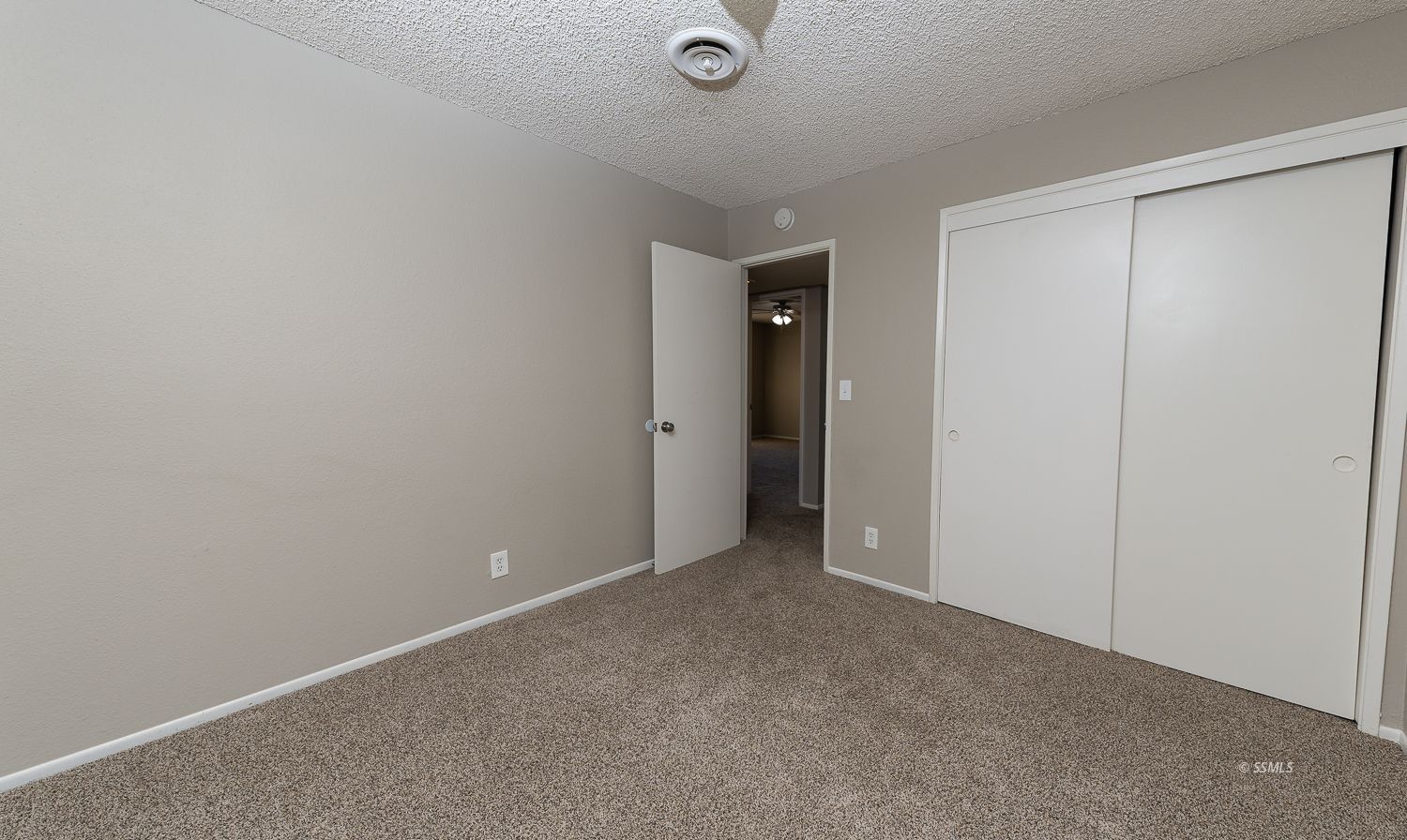 609 West Joyner Avenue Ridgecrest, CA 93555 - Photo 13 of 29 a view of an empty room