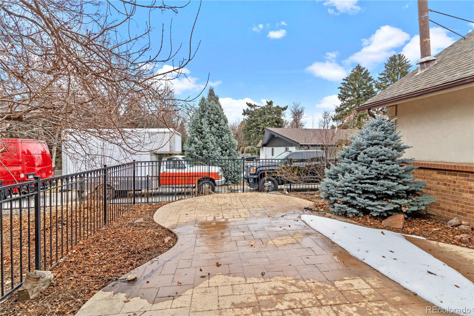 4490 West Lakeridge Road Denver, CO 80219 - Photo 2 of 36 Gallery Image 2