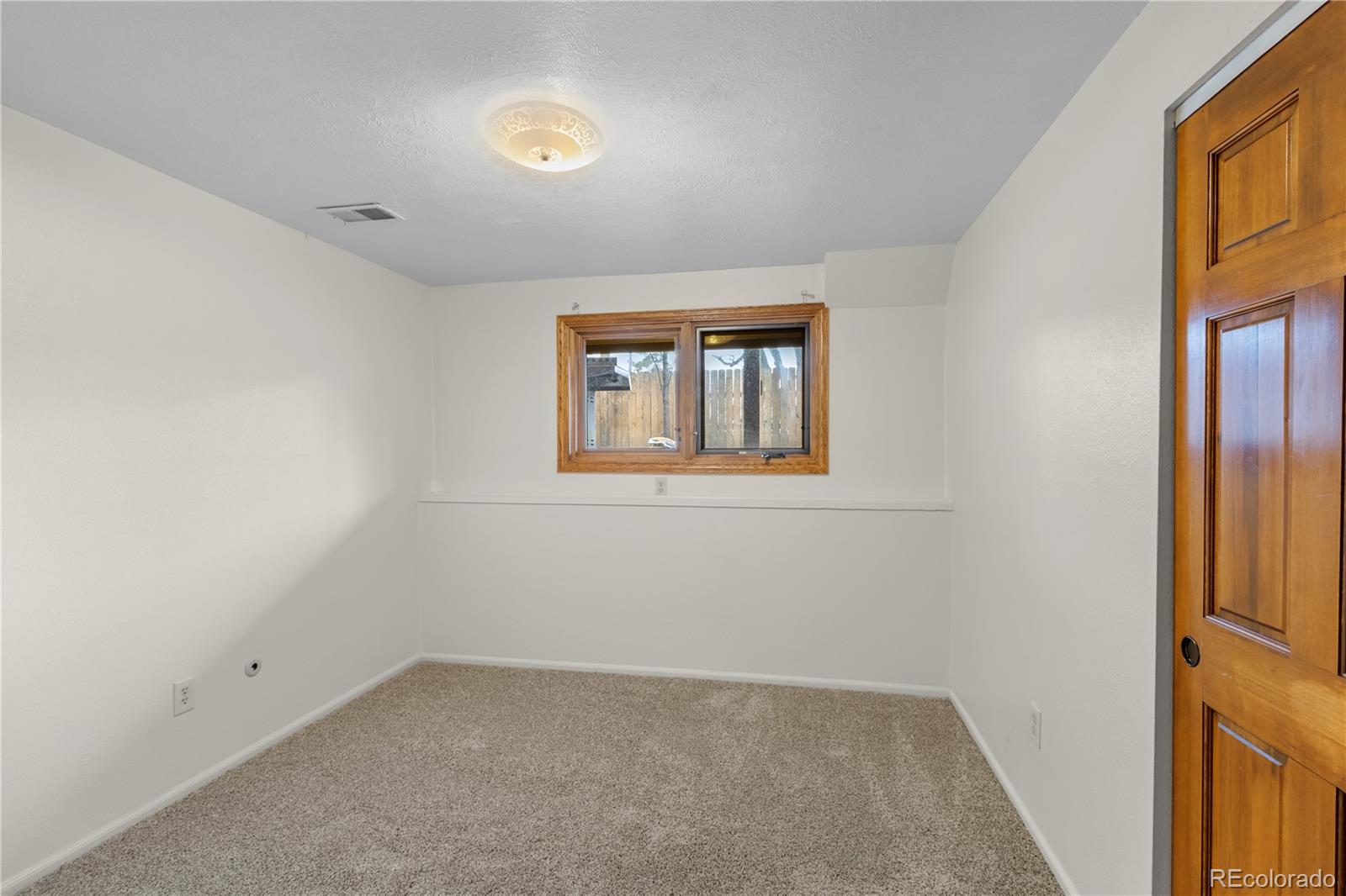 4490 West Lakeridge Road Denver, CO 80219 - Photo 6 of 36 Gallery Image 6