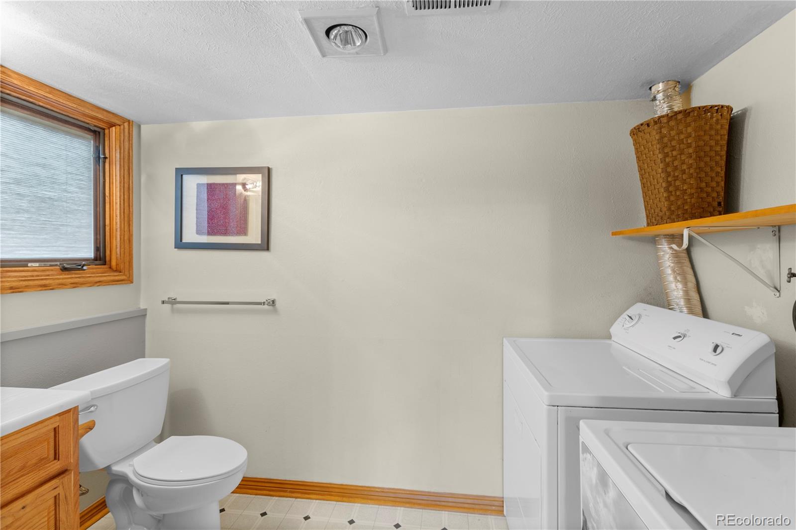 4490 West Lakeridge Road Denver, CO 80219 - Photo 8 of 36 Gallery Image 8